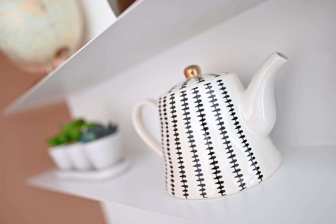 The Teapot Cottage In Town Centre Free Parking Στράτφορντ απόν Έιβον Εξωτερικό φωτογραφία